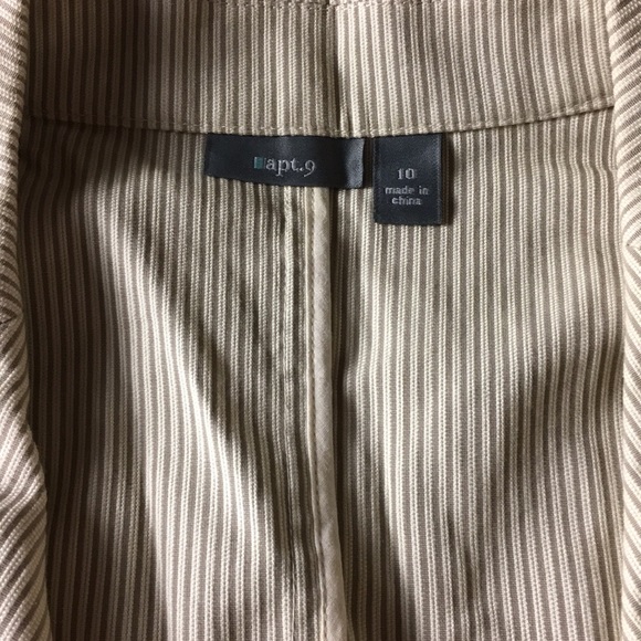 Apt 9 size 10 striped jacket - Picture 2 of 4
